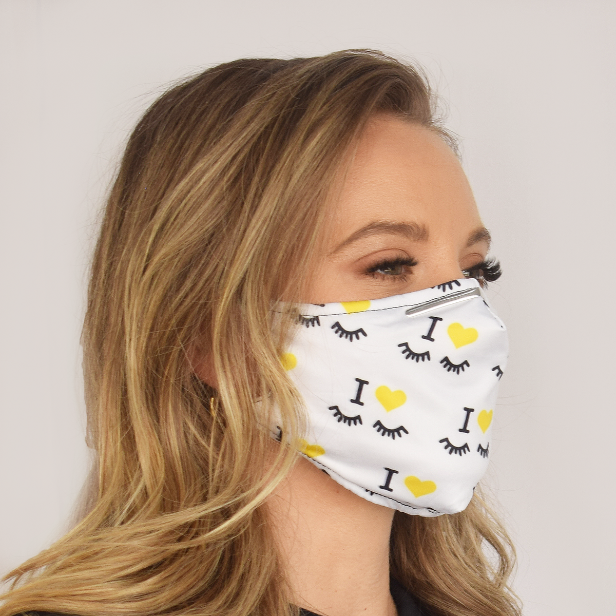 Face Mask with PM2.5 Carbon Filters